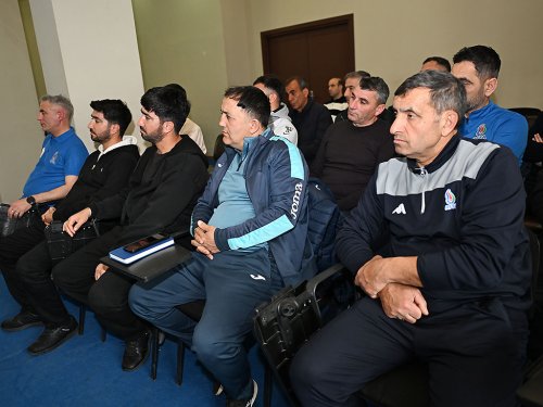 AFFA-nın yeni kadrı məşqçilərlə görüşdü - FOTOLAR