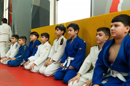 315 cüdoçu imtahan verdi - FOTOLAR