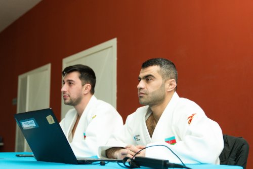 315 cüdoçu imtahan verdi - FOTOLAR