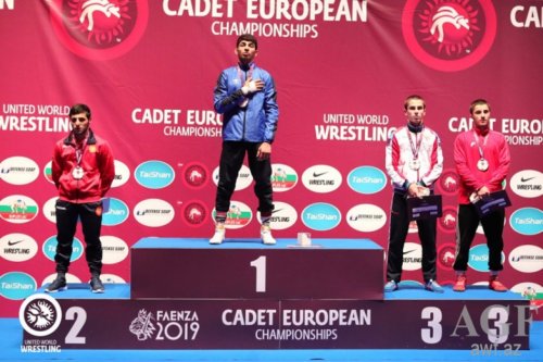 Güləşçimiz karyerasında ikinci dəfə yarışlardan kənarlaşdırıldı - TƏFƏRRÜAT Güləşçimiz karyerasında ikinci dəfə yarışlardan kənarlaşdırıldı - TƏFƏRRÜAT