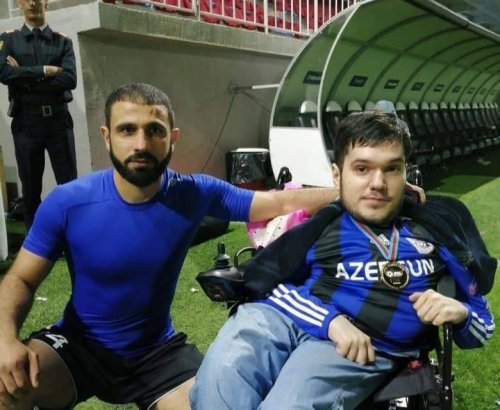 "Qarabağ" azarkeşi həkim laqeydliyindən vəfat etdi - FOTOLAR