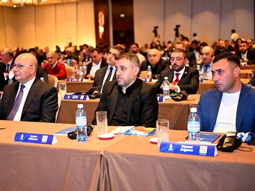 Cahangir Fərəcullayev: "FIFA Series"də əsas qazancımız kubok deyil - FOTOLAR