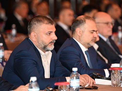 Cahangir Fərəcullayev: "FIFA Series"də əsas qazancımız kubok deyil - FOTOLAR