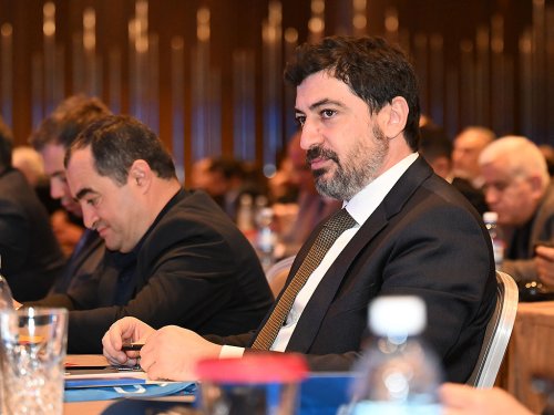 Cahangir Fərəcullayev: "FIFA Series"də əsas qazancımız kubok deyil - FOTOLAR