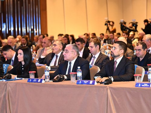 Cahangir Fərəcullayev: "FIFA Series"də əsas qazancımız kubok deyil - FOTOLAR