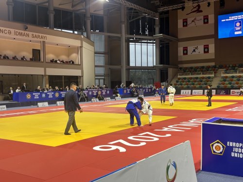 Cüdoçularımız Gəncədə 13 medalla podiuma çıxdı - FOTOLAR Cüdoçularımız Gəncədə 13 medalla podiuma çıxdı - FOTOLAR