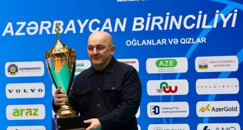 Türkiyəli baş məşqçi millimizdən getdi - FOTOLAR Türkiyəli baş məşqçi millimizdən getdi - FOTOLAR