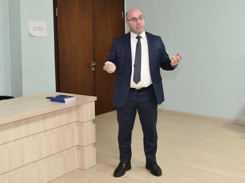 Region Liqası klubları üçün iclas keçirilib - FOTOLAR Region Liqası klubları üçün iclas keçirilib - FOTOLAR