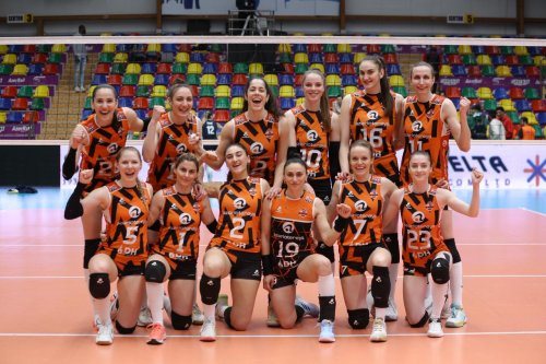 "Turan" və "DH Volley" finala yaxınlaşdı - FOTOLAR