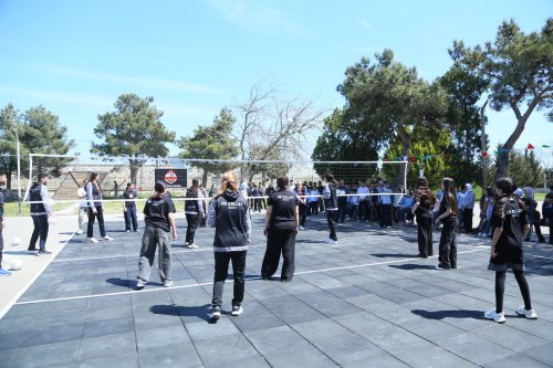 "DH Volley” voleybol meydançası inşa etdi - FOTOLAR