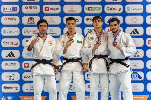 Millimiz Avropa Kubokuna 3 medalla başladı - FOTOLAR
