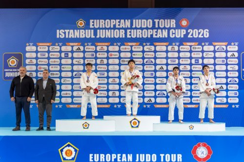 Millimiz Avropa Kubokuna 3 medalla başladı - FOTOLAR