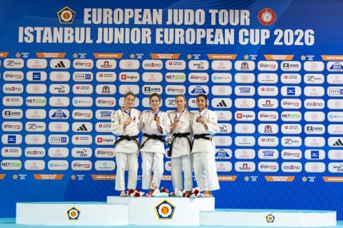 Cüdoçularımız Avropa Kubokunda 7 medal qazandı - FOTOLAR Cüdoçularımız Avropa Kubokunda 7 medal qazandı - FOTOLAR
