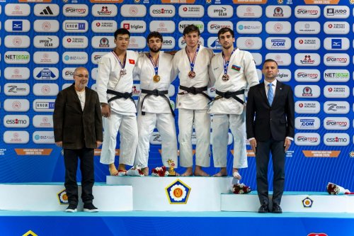 Cüdoçularımız Avropa Kubokunda 7 medal qazandı - FOTOLAR Cüdoçularımız Avropa Kubokunda 7 medal qazandı - FOTOLAR