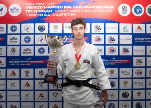 Cüdoçularımız Rusiyadan 2 medalla qayıdır - FOTOLAR Cüdoçularımız Rusiyadan 2 medalla qayıdır - FOTOLAR