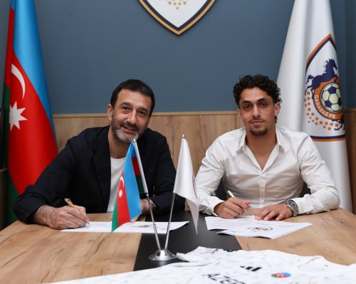 "Qarabağ"dan ilk transfer - FOTOLAR - RƏSMİ "Qarabağ"dan ilk transfer - FOTOLAR - RƏSMİ