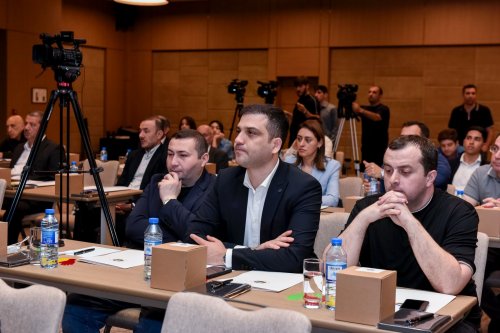 AŞF konfrans keçirdi, loqosunu dəyişdirdi - FOTOLAR
