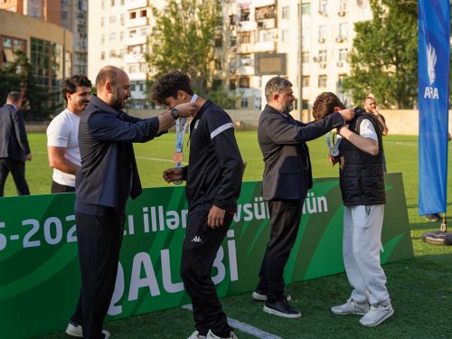 "Qarabağ" və mövsümün oyunçusu təltif olundu - FOTOLAR "Qarabağ" və mövsümün oyunçusu təltif olundu - FOTOLAR