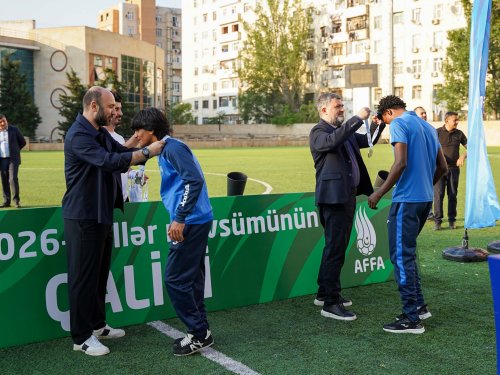 "Qarabağ" və mövsümün oyunçusu təltif olundu - FOTOLAR "Qarabağ" və mövsümün oyunçusu təltif olundu - FOTOLAR