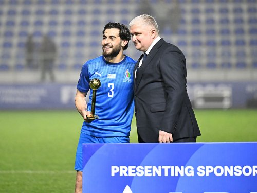 Ayxan Abbasov: Millidə heç bir futbolçuya elə bir imkan verilməz - MÜSAHİBƏ Ayxan Abbasov: Millidə heç bir futbolçuya elə bir imkan verilməz - MÜSAHİBƏ