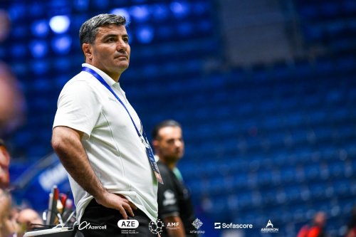 Avropa çempionatı: Millimiz İtaliyanı uddu, qrupdan çıxdı - FOTOLAR - VİDEO Avropa çempionatı: Millimiz İtaliyanı uddu, qrupdan çıxdı - FOTOLAR - VİDEO
