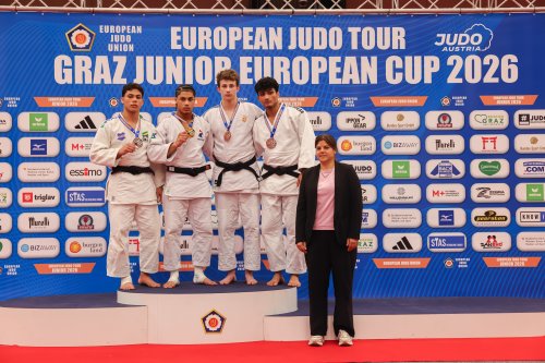 Avropa Kuboku: Millimizdən daha 4 medal - FOTOLAR Avropa Kuboku: Millimizdən daha 4 medal - FOTOLAR