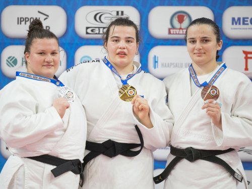 Estoniyada iki medal - FOTOLAR