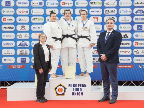 Estoniyada iki medal - FOTOLAR