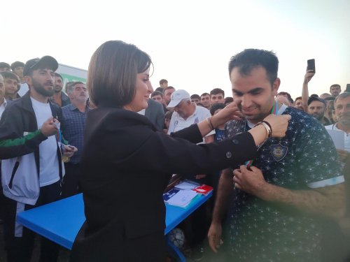 Xaçmazda regional turnirin finalını 2000-dən çox azarkeş izlədi - FOTOLAR - VİDEO Xaçmazda regional turnirin finalını 2000-dən çox azarkeş izlədi - FOTOLAR - VİDEO