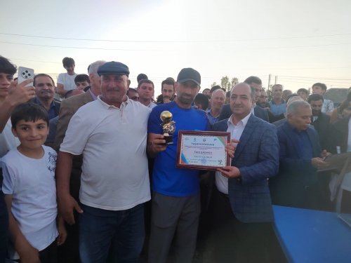 Xaçmazda regional turnirin finalını 2000-dən çox azarkeş izlədi - FOTOLAR - VİDEO Xaçmazda regional turnirin finalını 2000-dən çox azarkeş izlədi - FOTOLAR - VİDEO