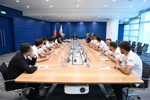 Rövşən Nəcəfin minifutbol məntiqi: Elə də olur, belə də olur Rövşən Nəcəfin minifutbol məntiqi: Elə də olur, belə də olur