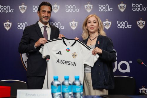 "Qarabağ"dan yeni müqavilə - FOTOLAR